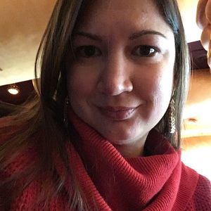 Meet your Posher, Edina